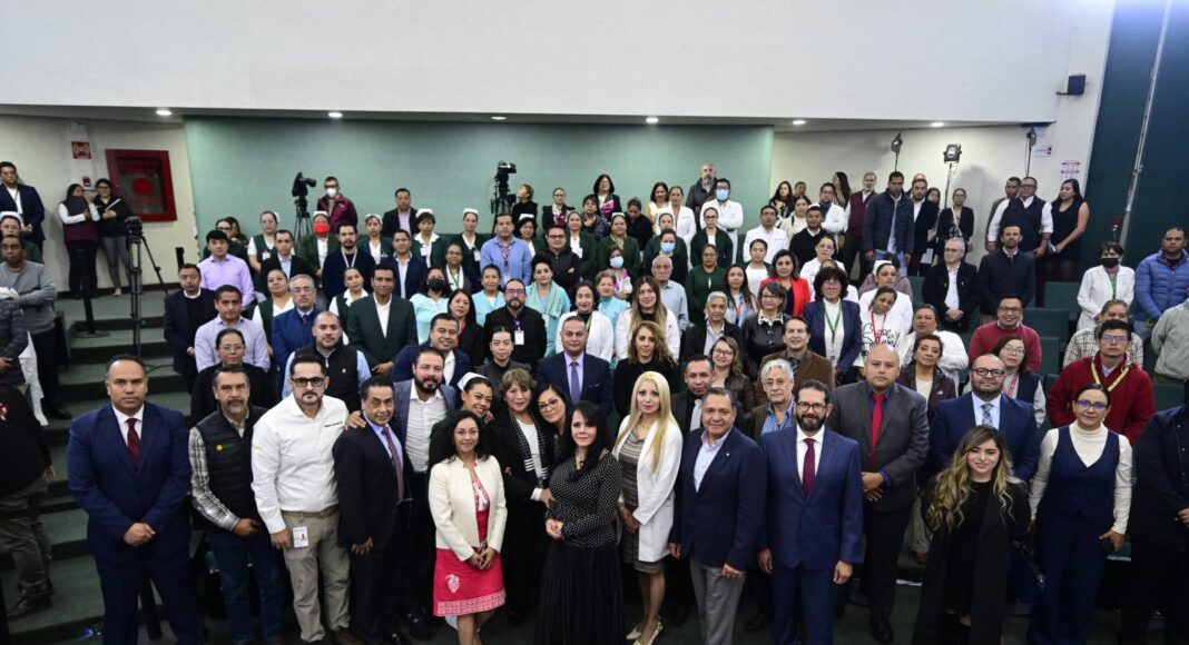 Delfina Gómez entrega obras en hospitales de Toluca por 154 mdp