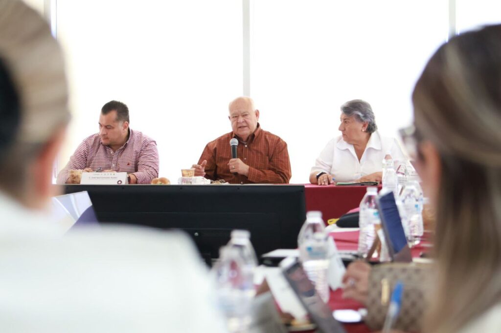 BCS continúa mesas de trabajo para atender demandas laborales