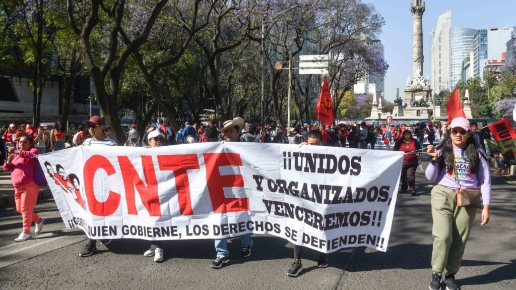 Oaxaca, Zacatecas y Chiapas concentran más escuelas en paro