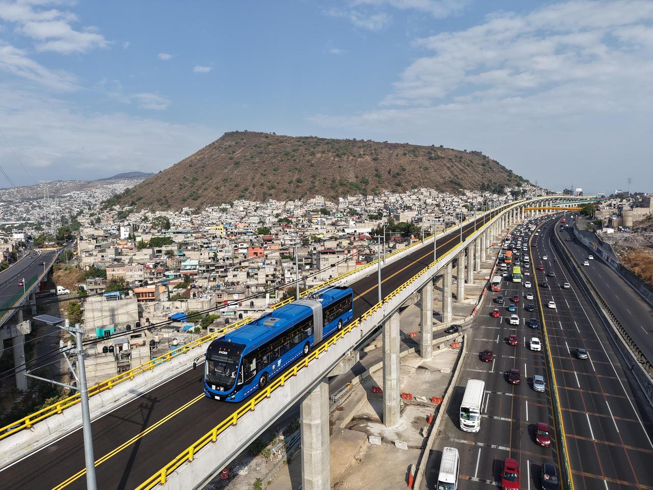 Trolebús Chalco-Santa Marta reduce traslados a 40 minutos