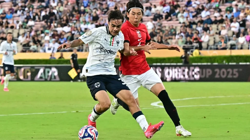 Rayados avanza a octavos en el Mundial de Clubes con goleada
