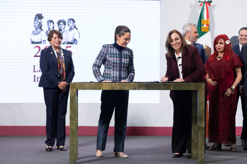 Gobernadores firman arranque de 15 polos de desarrollo