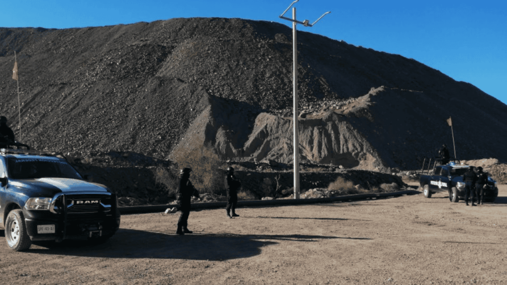 Hallan tres cuerpos en una mina inactiva en Baviácora, Sonora