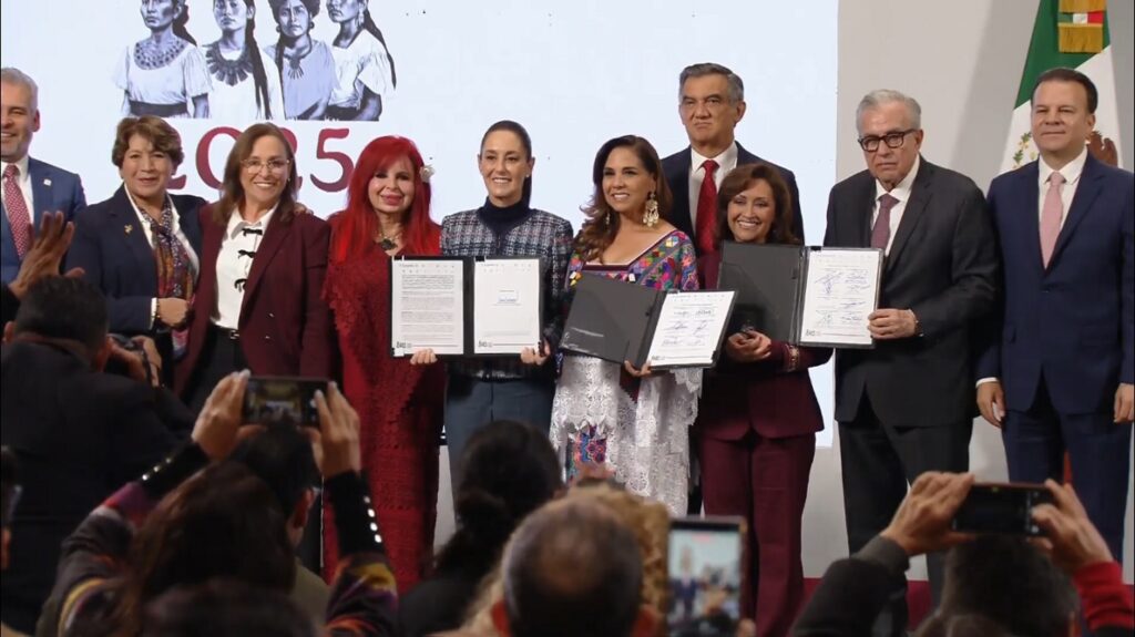 Gobernadores firman arranque de 15 polos de desarrollo