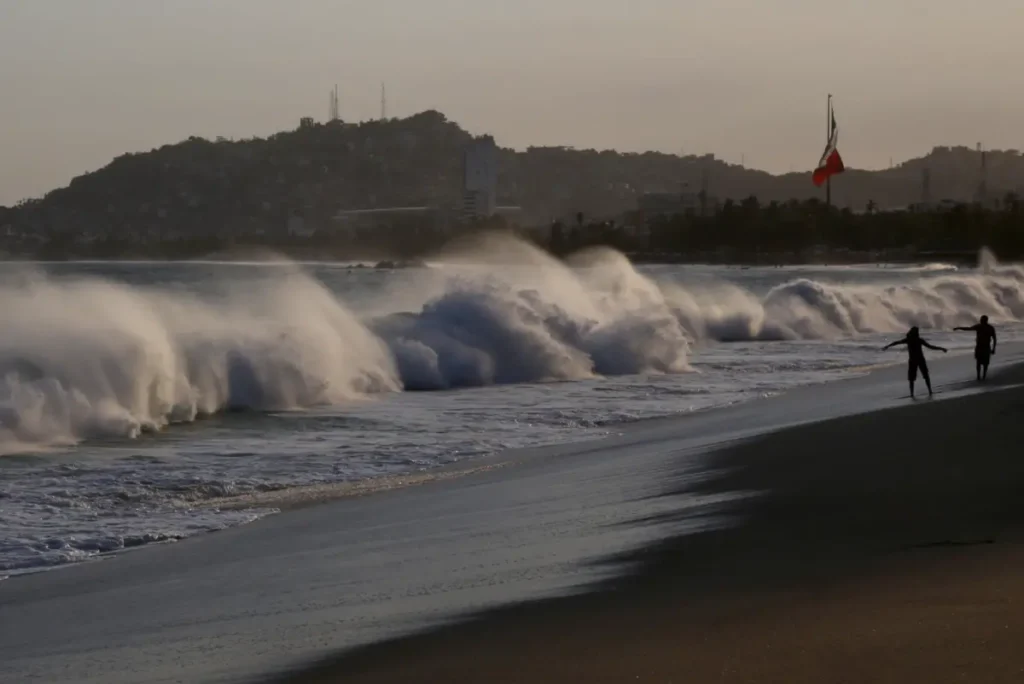 Temperatura del mar en Acapulco alcanza 30 °C, advierte oceanólogo