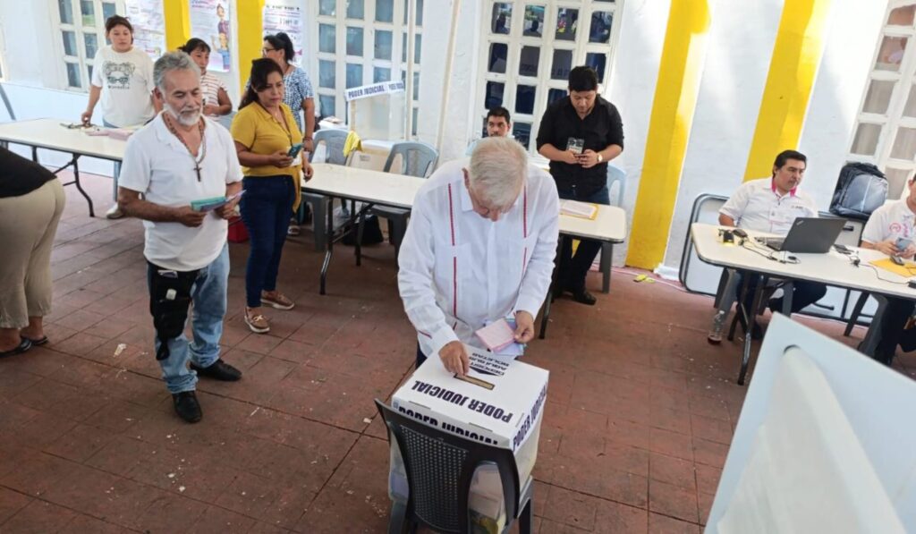 Sheinbaum celebra reaparición de AMLO y destaca avances del país