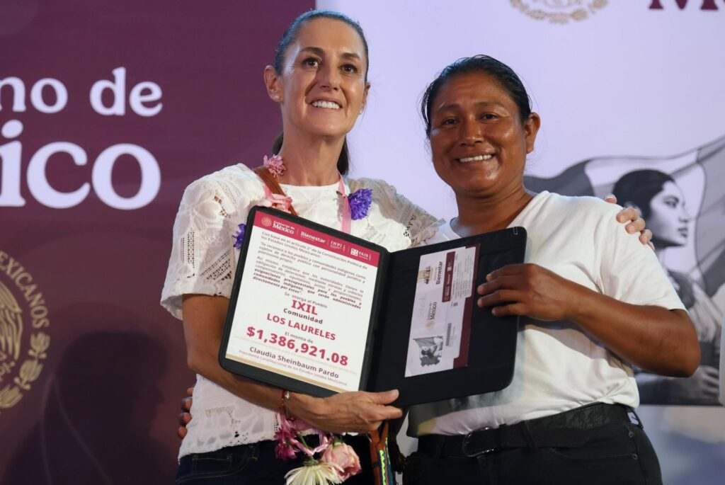 Sheinbaum entrega recursos directos a pueblos originarios