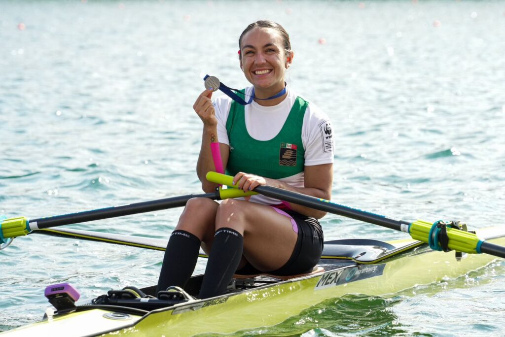 Kenia Lechuga gana oro en la II Copa del Mundo de Remo 2025