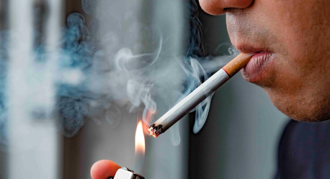 Piden a la Corte hacer valer ley contra publicidad de tabaco