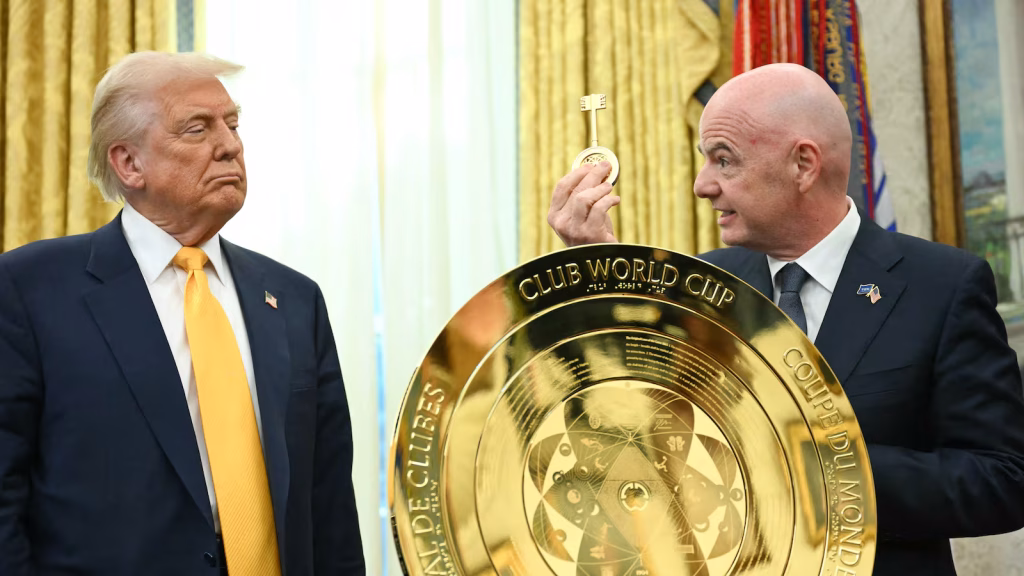 Infantino inaugura oficina de la FIFA en la Trump Tower de Nueva York