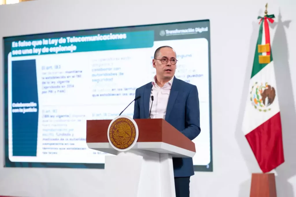 Sheinbaum niega espionaje en reforma de telecomunicaciones