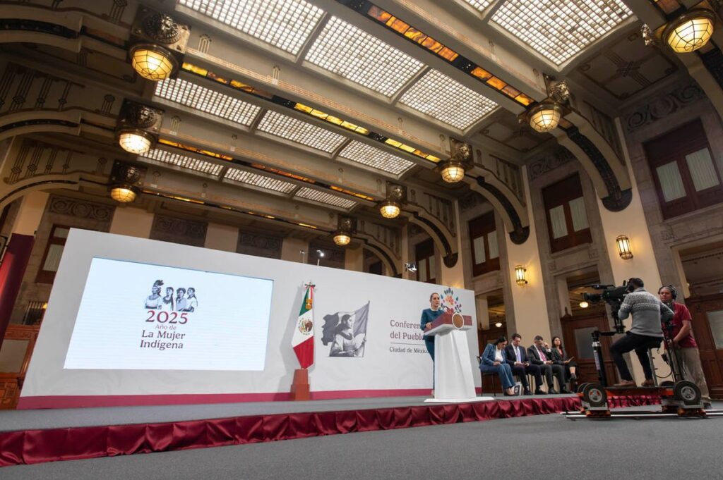Gobierno revisa condiciones laborales en medios públicos: Sheinbaum
