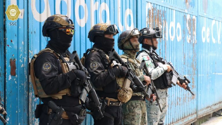 Aseguran mil toneladas de autopartes robadas en CDMX