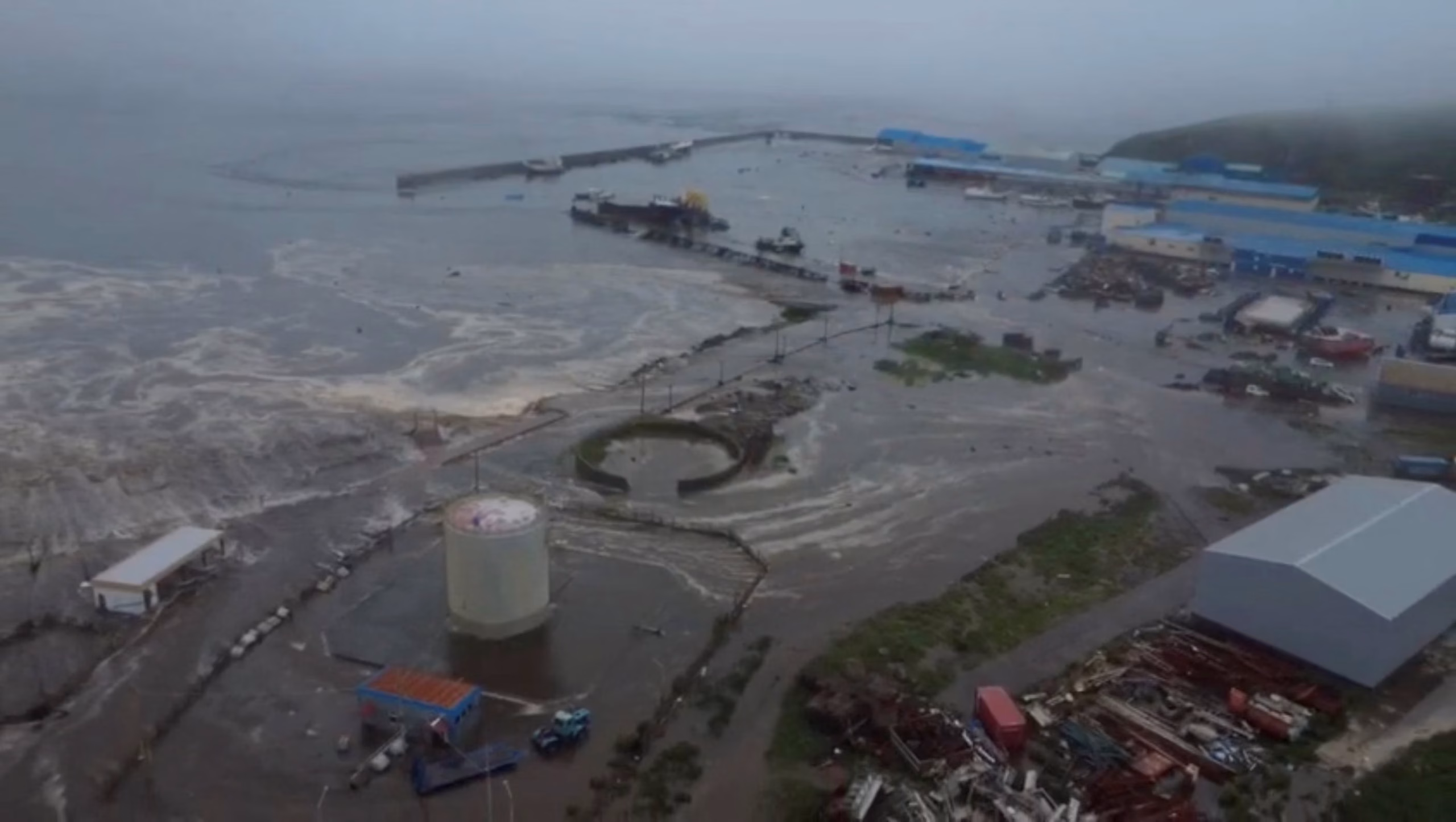Japón emite alerta de tsunami tras sismo 8.8 en Kamchatka