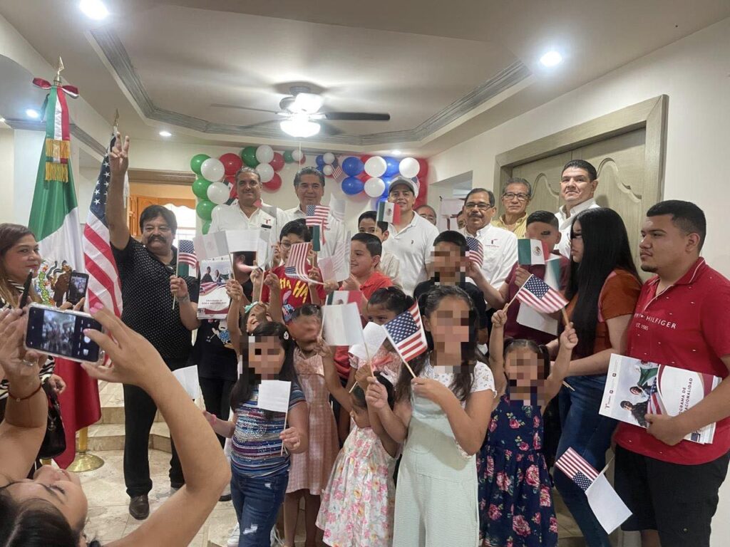 Tamaulipas entrega primeros registros de doble nacionalidad a menores