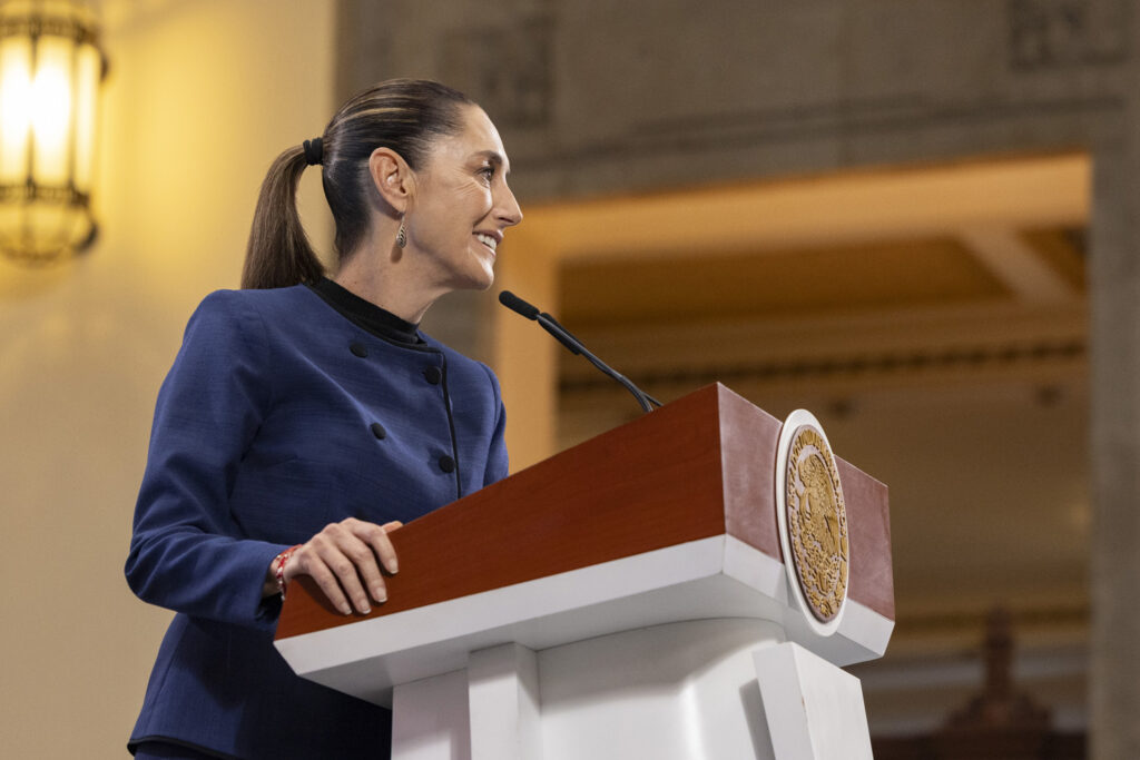 Sheinbaum celebra reducción de la pobreza reportada por Inegi