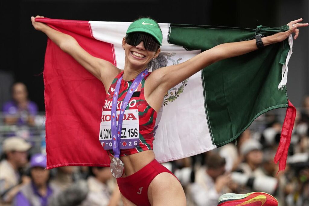 Alegna González gana plata histórica en Mundial de Atletismo