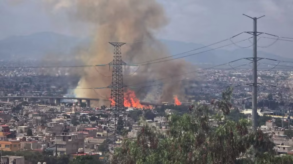 Explosión de pipa en Iztapalapa deja más de 50 heridos