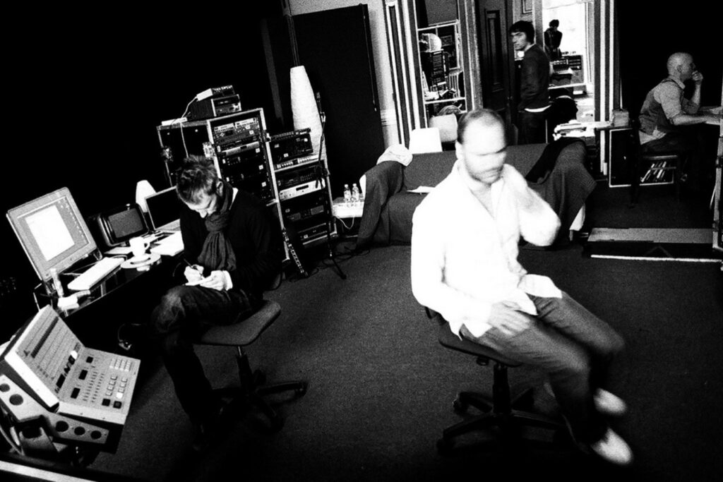 Radiohead regresa a los escenarios con gira europea tras casi una década