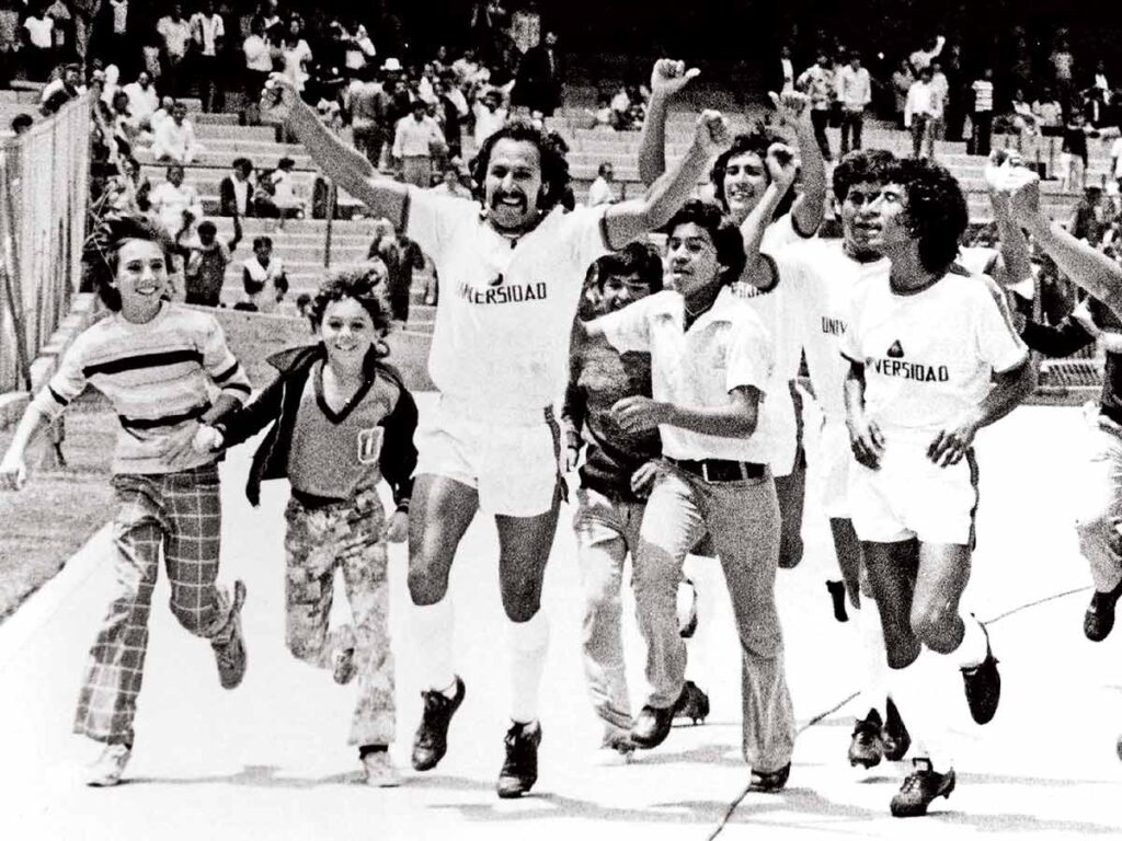 Pumas de la UNAM celebra 71 años de historia y tradición