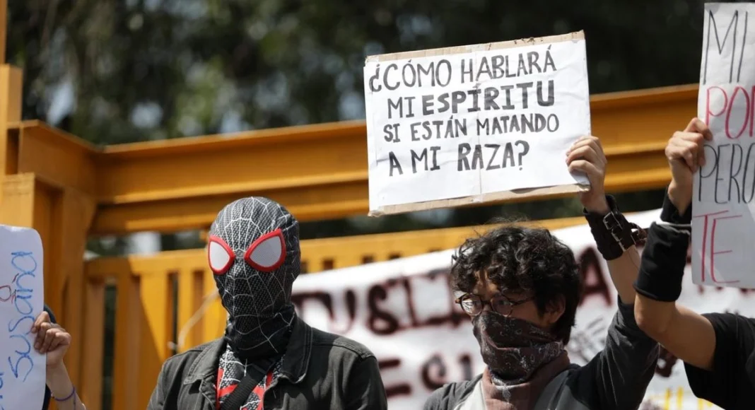 Facultades de la UNAM en paro por Ayotzinapa y asesinato en CCH Sur