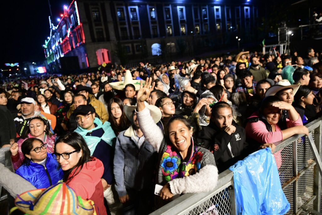 Delfina Gómez encabeza su segundo Grito de Independencia en Toluca
