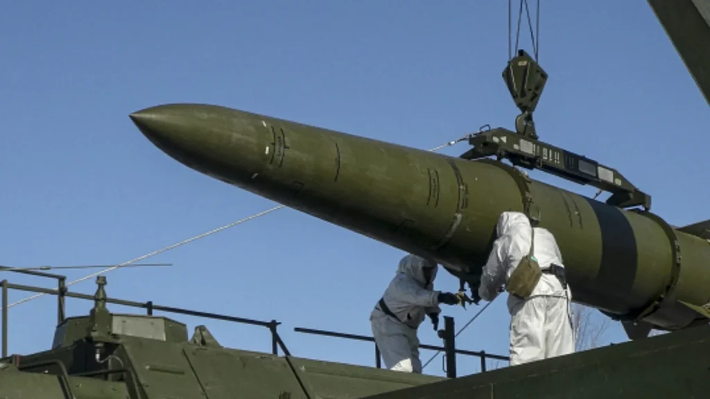 Putin anuncia continuidad parcial del START III hasta 2026