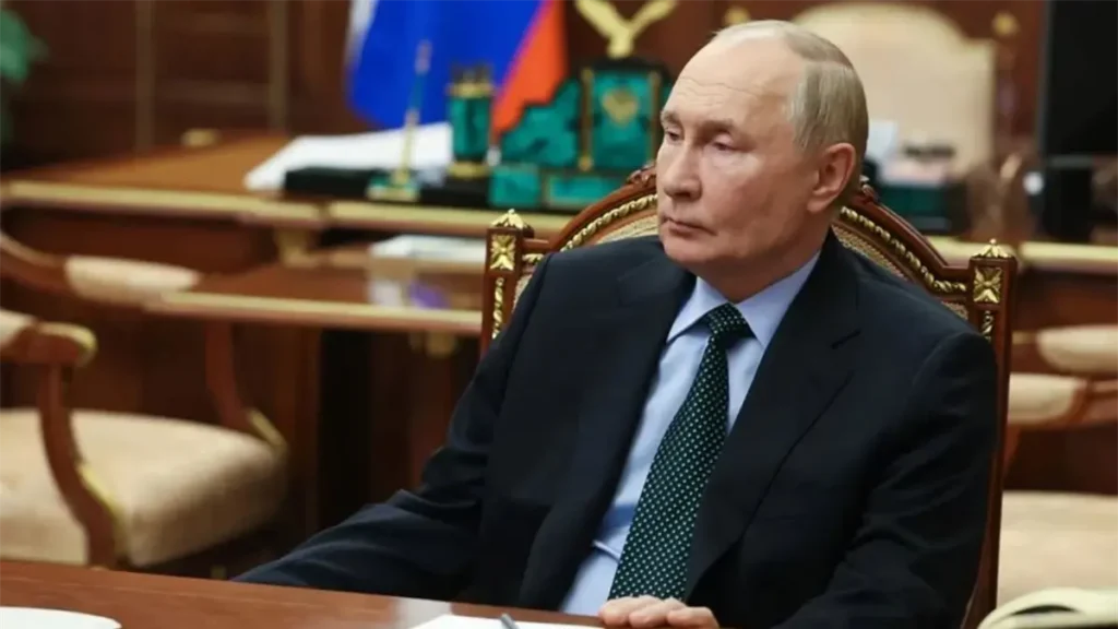 Putin anuncia continuidad parcial del START III hasta 2026