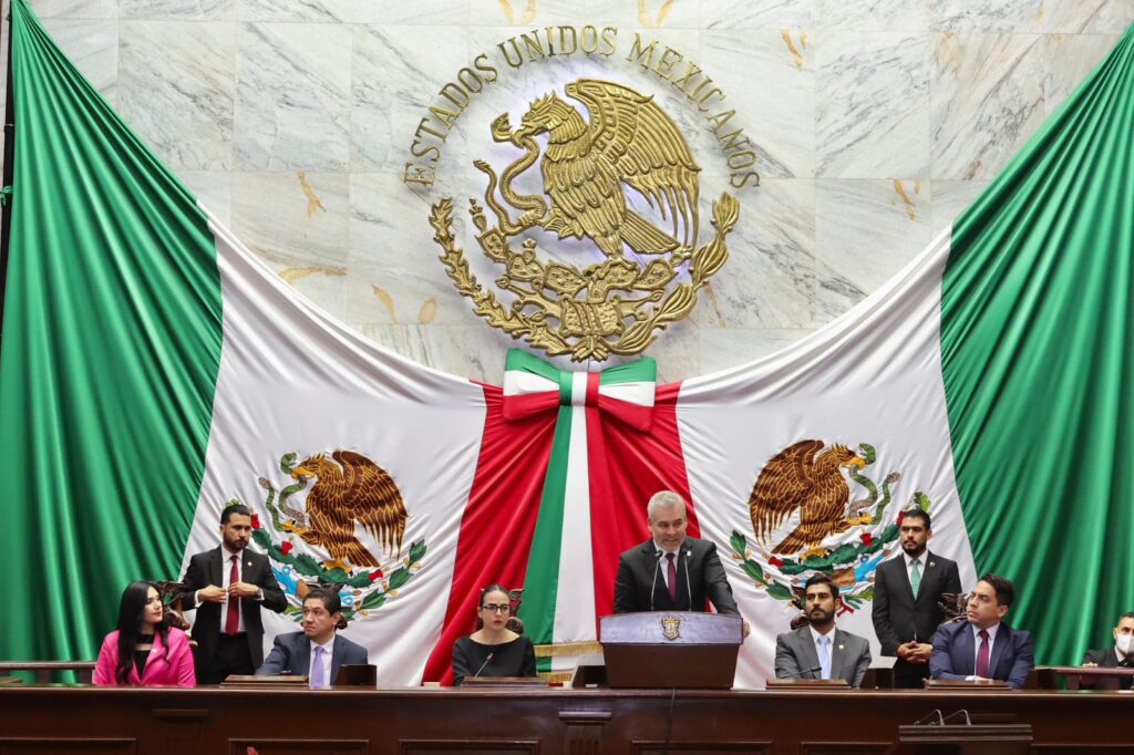 Bedolla destaca inversión histórica sin deuda en Michoacán