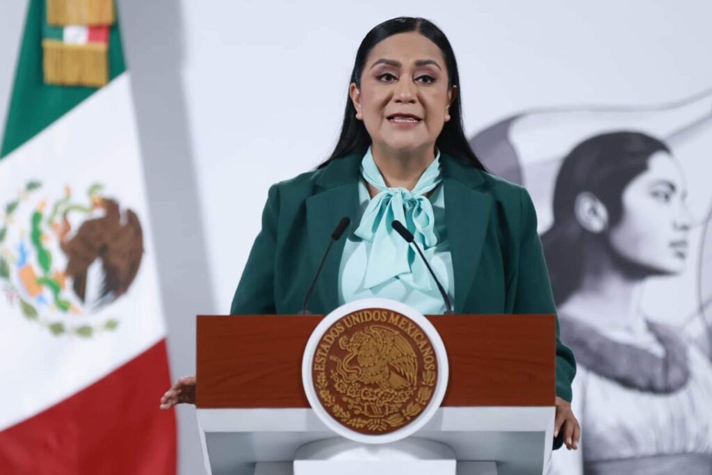 Avanzan programas sociales con apoyos a mujeres, jóvenes y escuelas