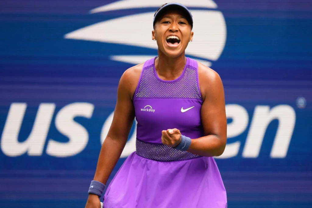 Naomi Osaka vence a Coco Gauff y avanza en el Abierto de EU