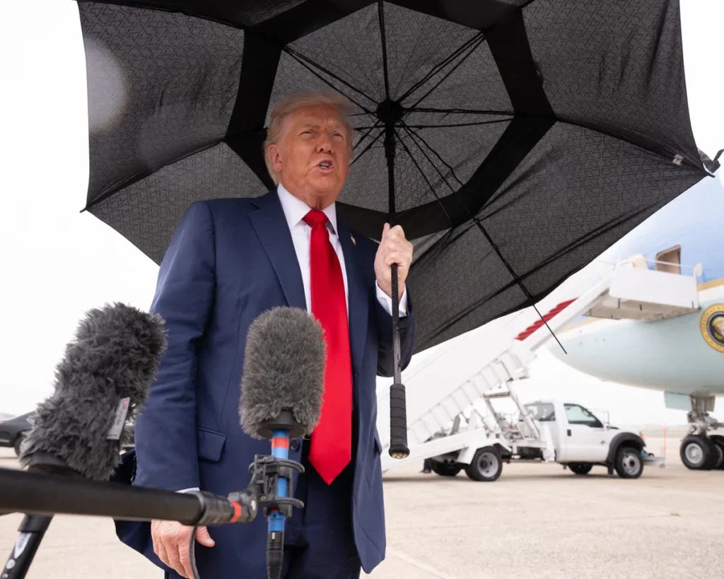 Trump inicia gira por Israel y Egipto para buscar fin de guerra en Gaza