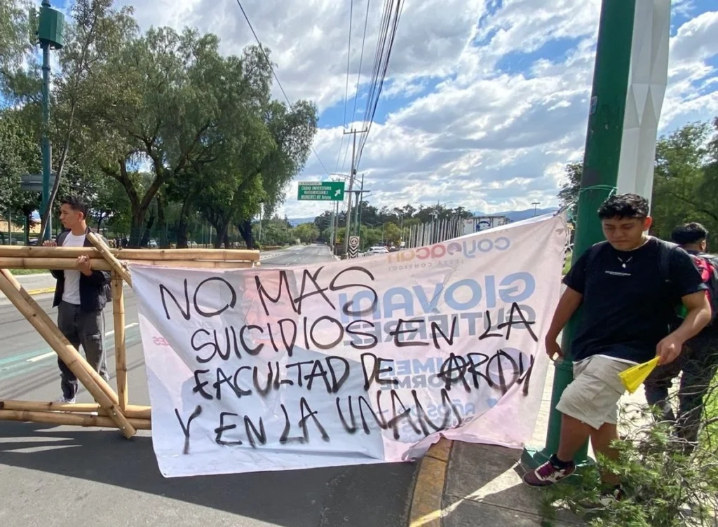 Paro en Contaduría de la UNAM desata conflicto estudiantil