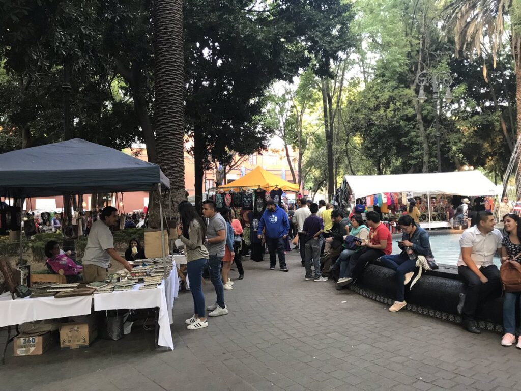 Crece el comercio informal en el centro de Coyoacán
