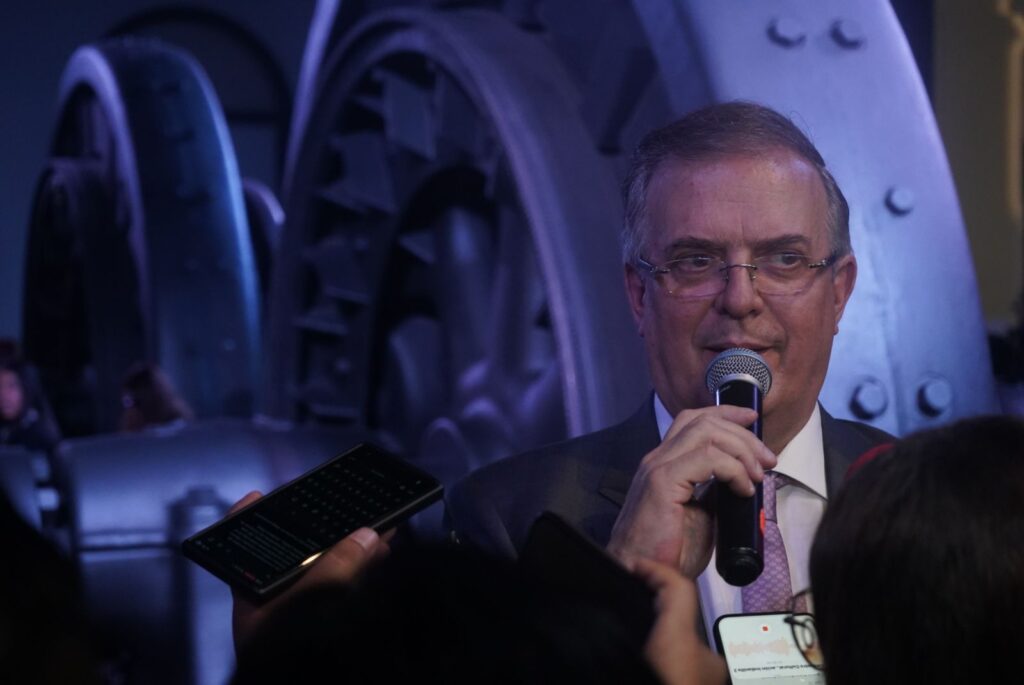 México insiste en negociación trilateral del T-MEC
