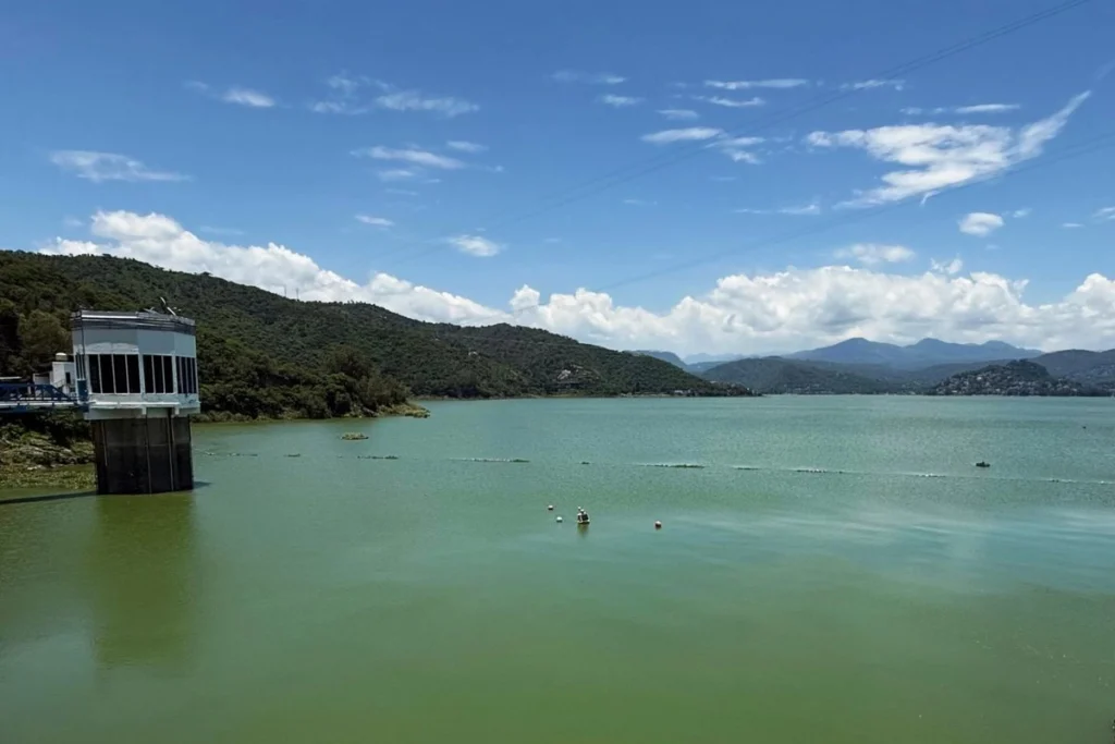 Cutzamala eleva 45% suministro de agua al Valle de México