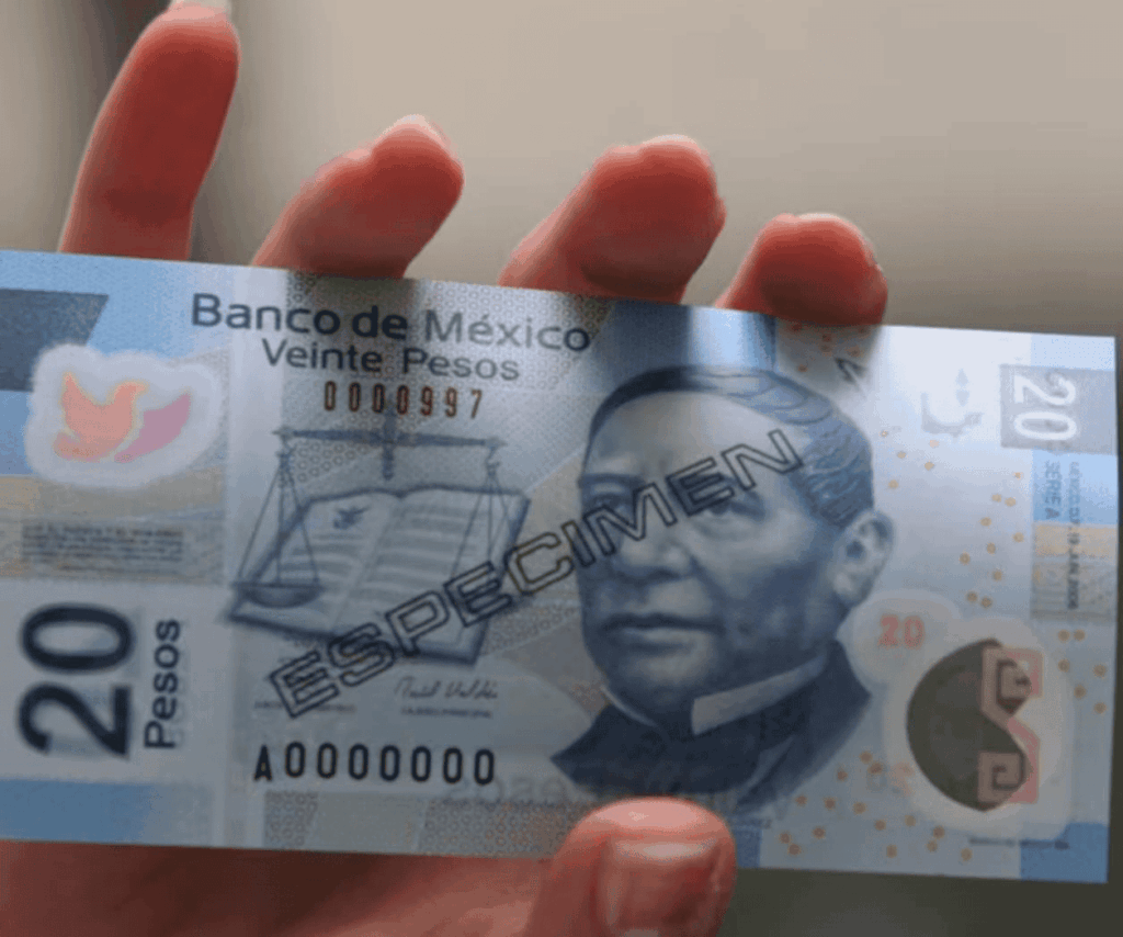 Banco de México ordena el retiro del billete azul con la imagen de Benito Juárez