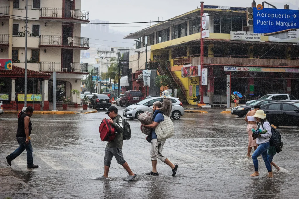 Tormenta Priscilla y depresión tropical provocarán lluvias torrenciales
