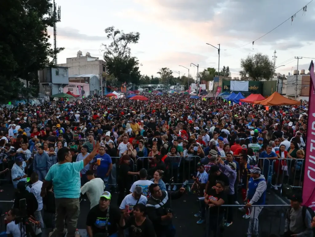 El sonidero volvió a retumbar en Tepito tras seis años de silencio