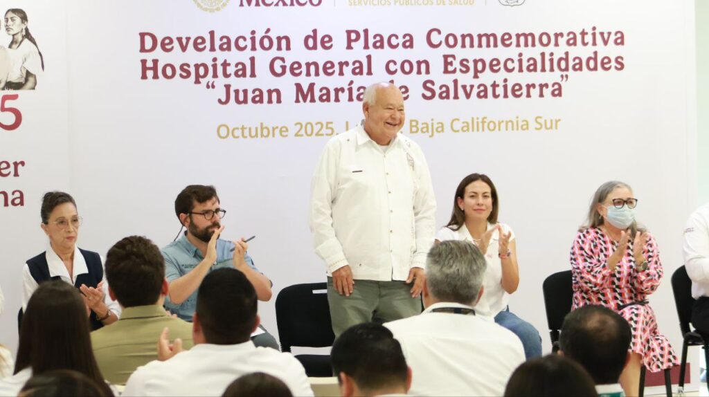 Castro Cosío inaugura Hospital de Especialidades en BCS