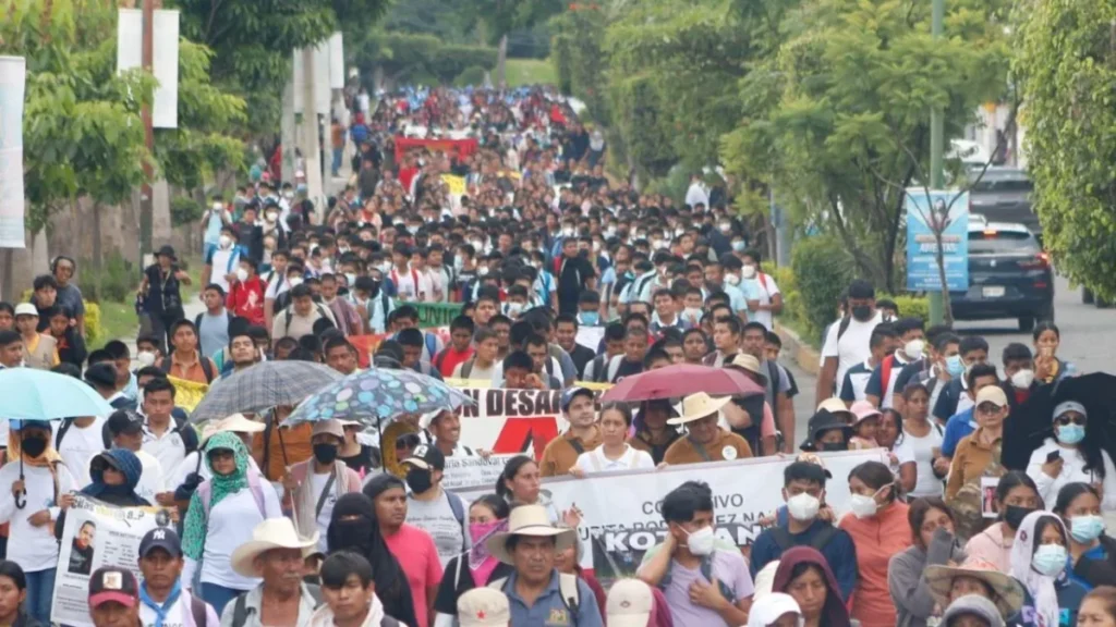 Uruapan exige justicia por asesinato de su alcalde