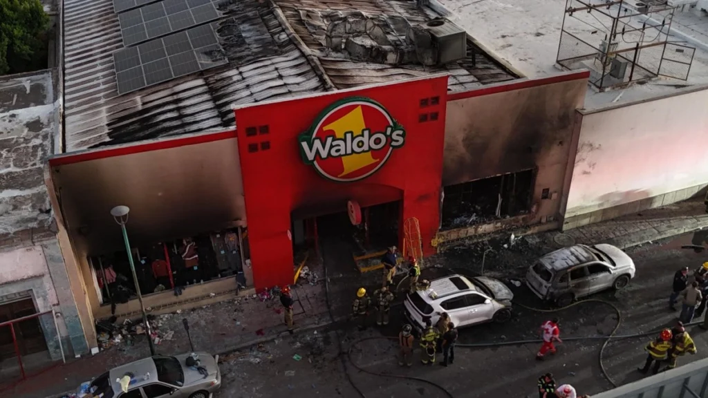 Sheinbaum envía condolencias por incendio en tienda de Hermosillo