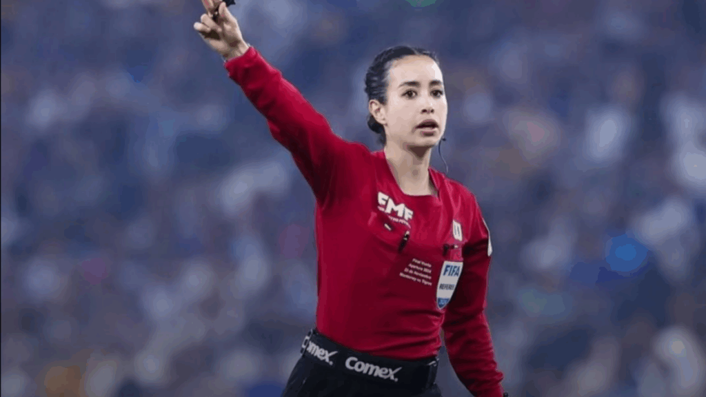 Katia Itzel García, nominada a Mejor Árbitra del mundo por la IFFHS