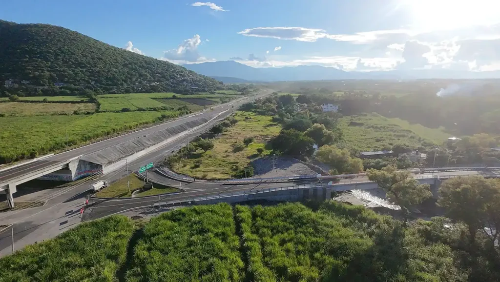 Puente “Los Muros” mejora conectividad y economía en Morelos