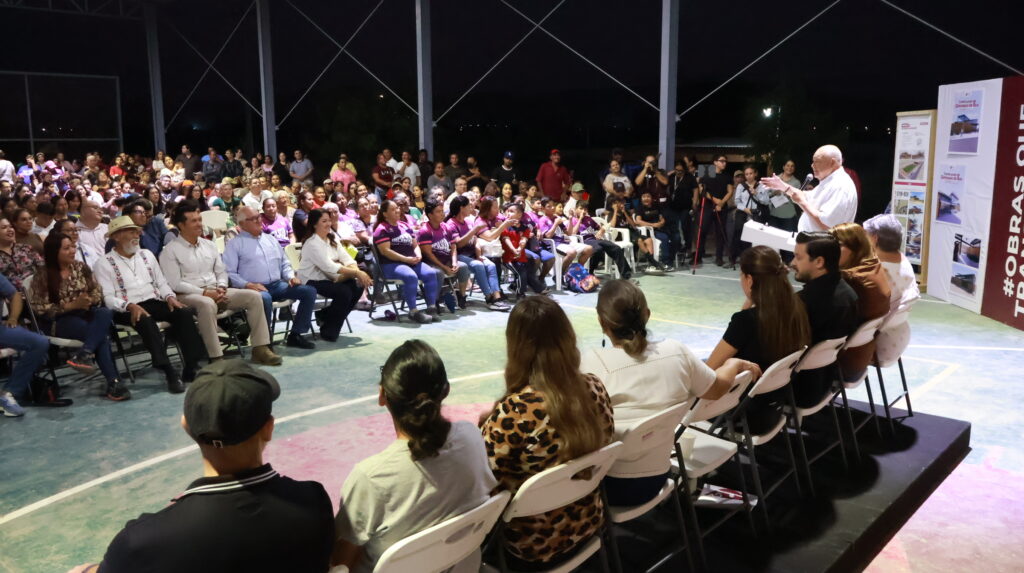 Inaugura gobernador de BCS Punto de Encuentro Comunitario en La Paz
