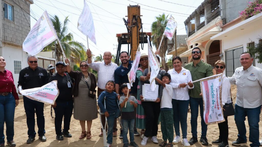 Inician pavimentación y apoyo a vivienda en Los Cabos
