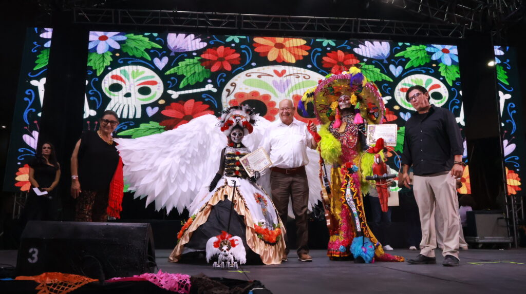 Celebran en BCS el Festival de Día de Muertos para honrar tradiciones