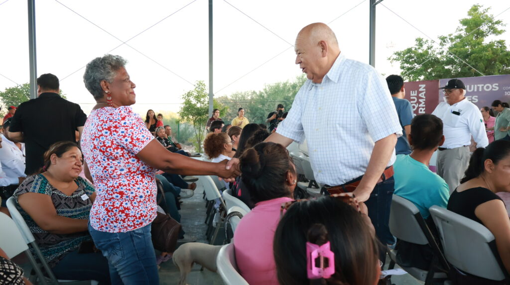 Inaugura gobernador de BCS Punto de Encuentro Comunitario en La Paz