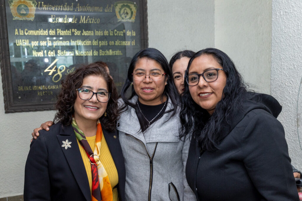 UAEMéx rinde homenaje a Sor Juana Inés de la Cruz
