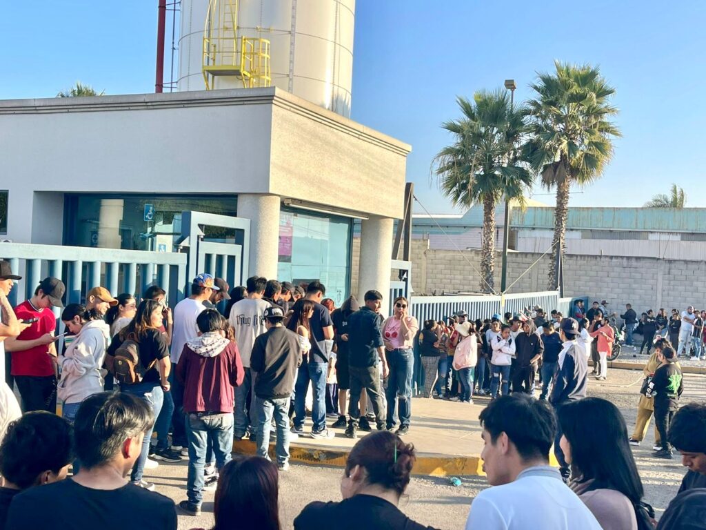 Trabajadores de maquiladora exigen pago en Tijuana